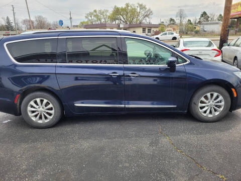 2018 Chrysler Pacifica Touring L