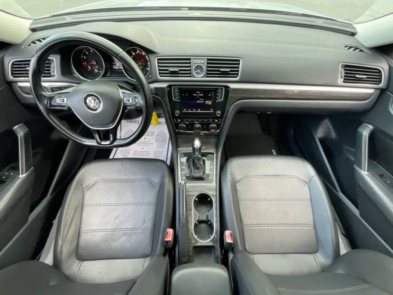 2016 Volkswagen Passat