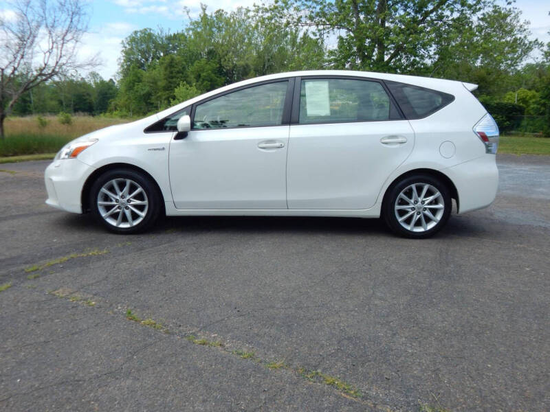 2013 Toyota Prius v