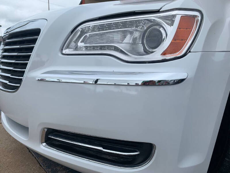 2014 Chrysler 300