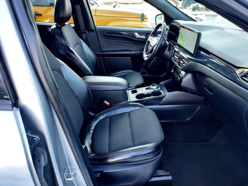 2024 Ford Escape ST-Line