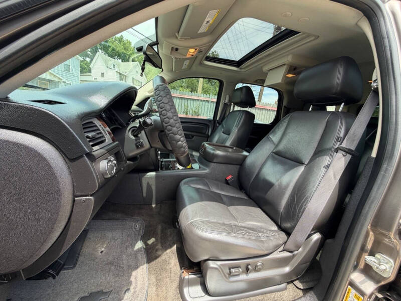 2011 GMC Yukon Denali