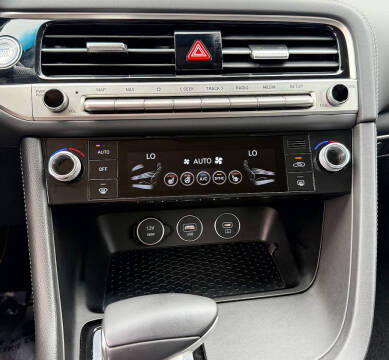 2025 Genesis G70
