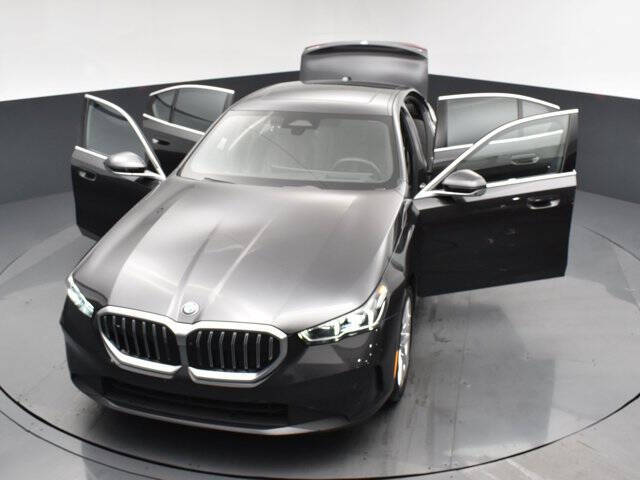 2025 BMW 5 Series 540i xDrive