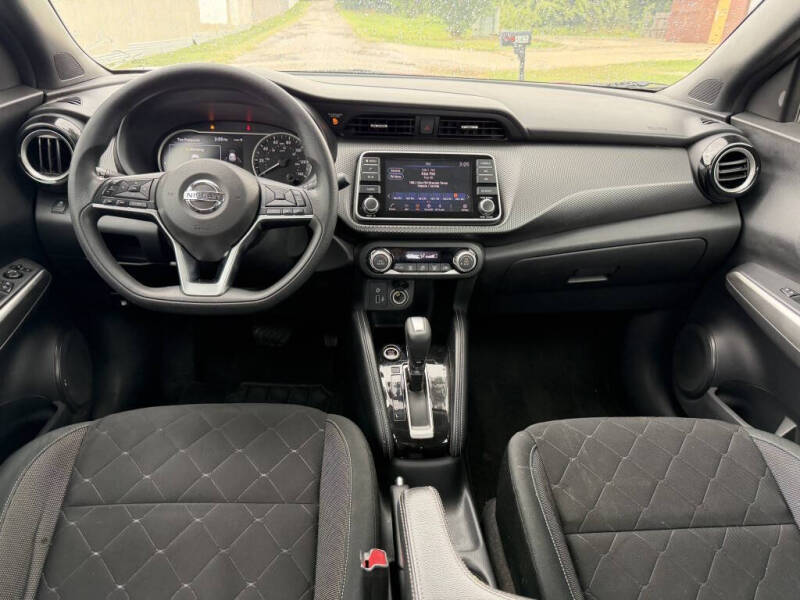 2019 Nissan Kicks SV