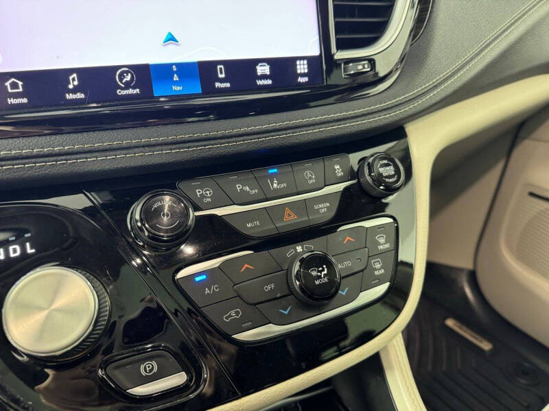 2022 Chrysler Pacifica Limited