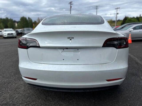 2018 Tesla Model 3 Mid Range
