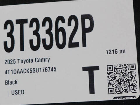 2025 Toyota Camry SE