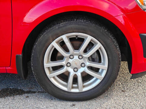 2014 Chevrolet Sonic LT Auto