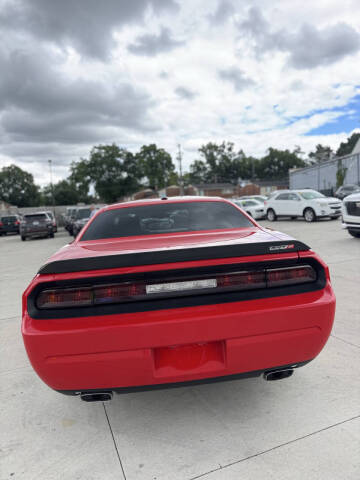 2010 Dodge Challenger SRT8