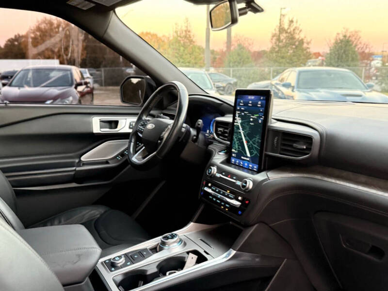 2020 Ford Explorer Platinum