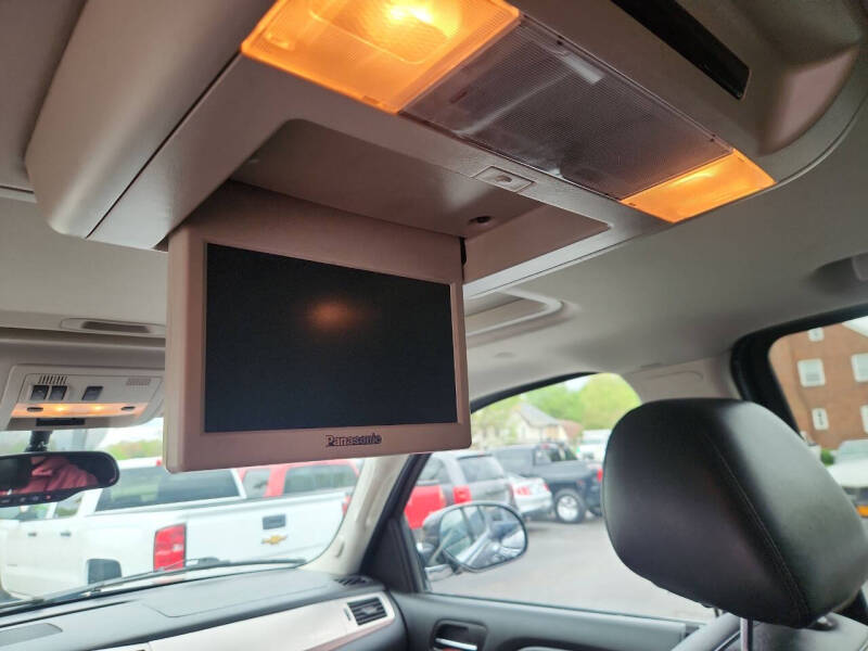 2011 Cadillac Escalade Premium