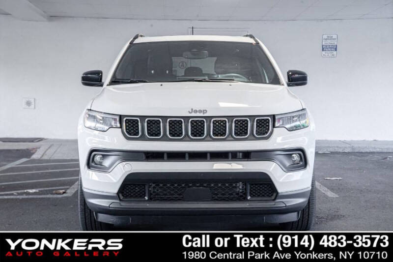 2023 Jeep Compass Latitude Lux
