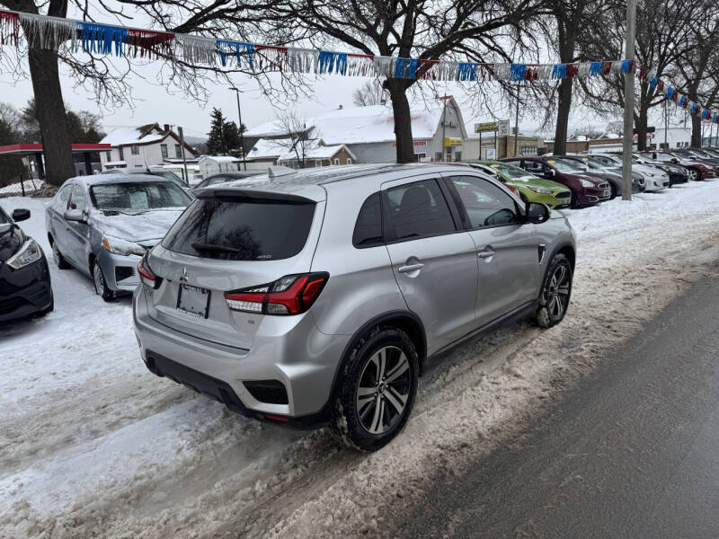 2020 Mitsubishi Outlander Sport SE