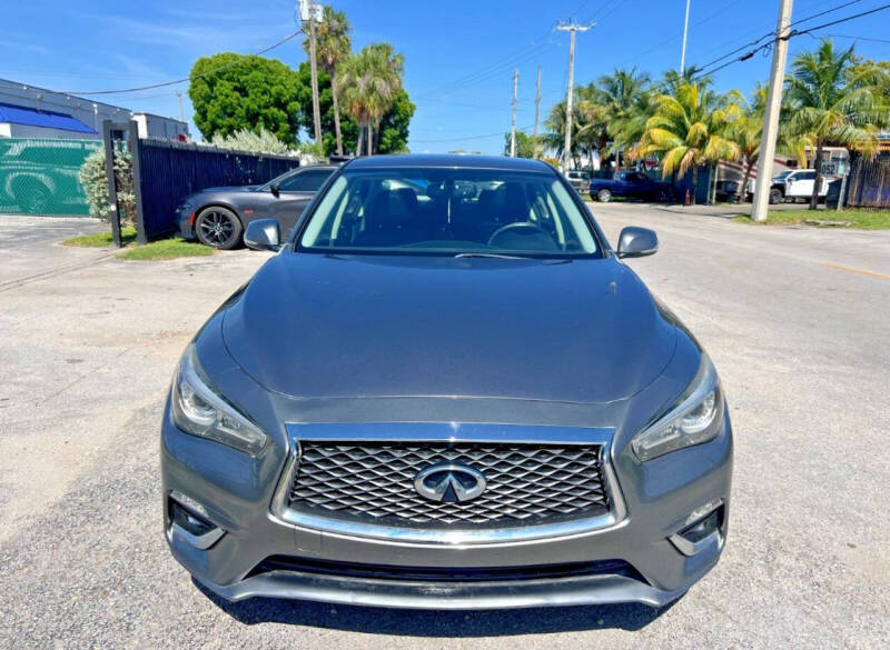 2018 INFINITI Q50 LUXE's photo