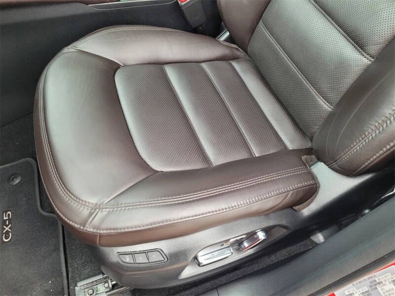 2021 Mazda CX-5 Signature