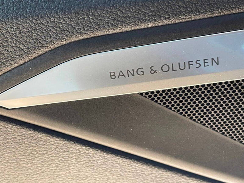 2019 Audi e-tron quattro Prestige