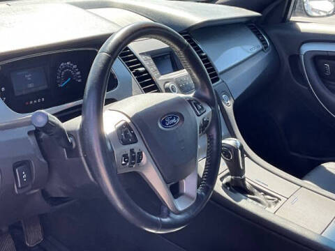 2015 Ford Taurus SEL