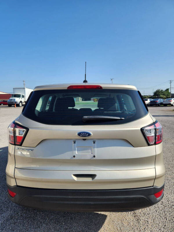 2017 Ford Escape S