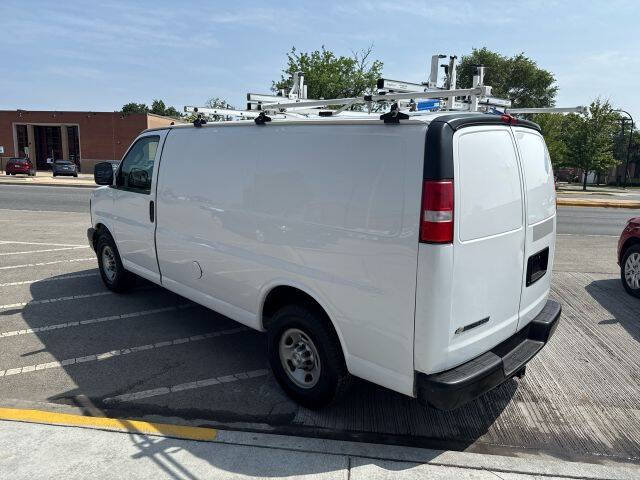 2017 Chevrolet Express 2500