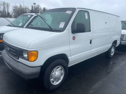 2007 Ford E-Series Cargo for sale at CAR LAND  AUTO TRADING in Raleigh NC