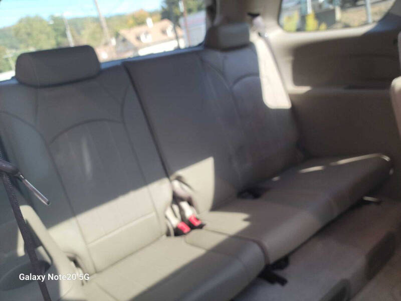 2013 GMC Acadia Denali