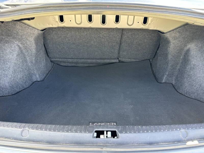 2017 Mitsubishi Lancer ES