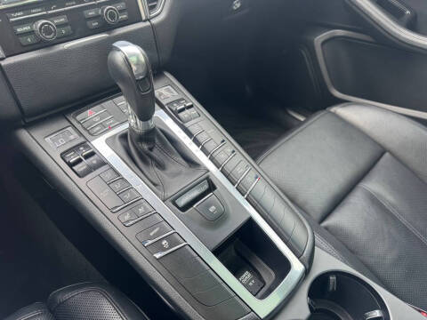 2016 Porsche Macan S