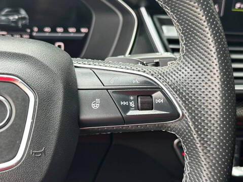 2022 Audi SQ5 3.0T quattro Premium Plus