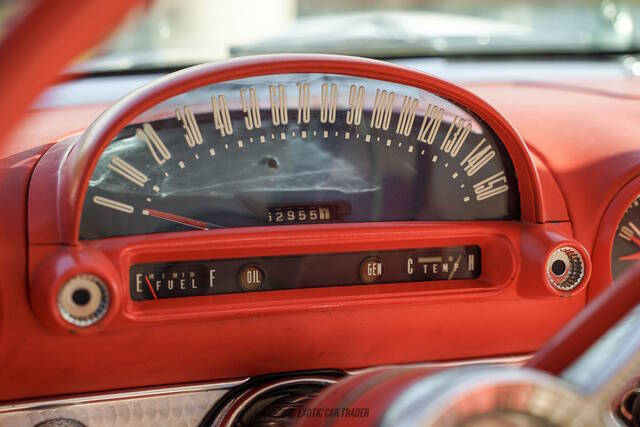 1956 Ford Thunderbird