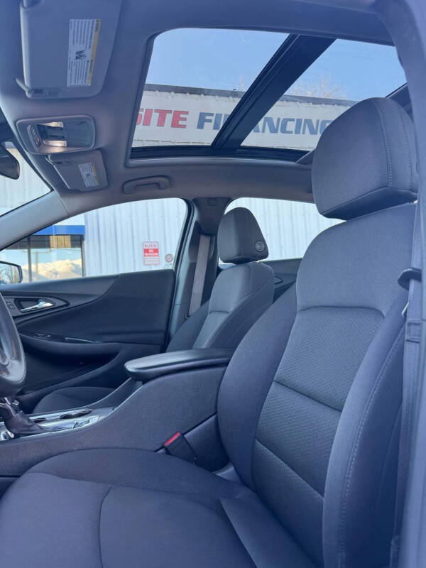 2024 Chevrolet Malibu LT