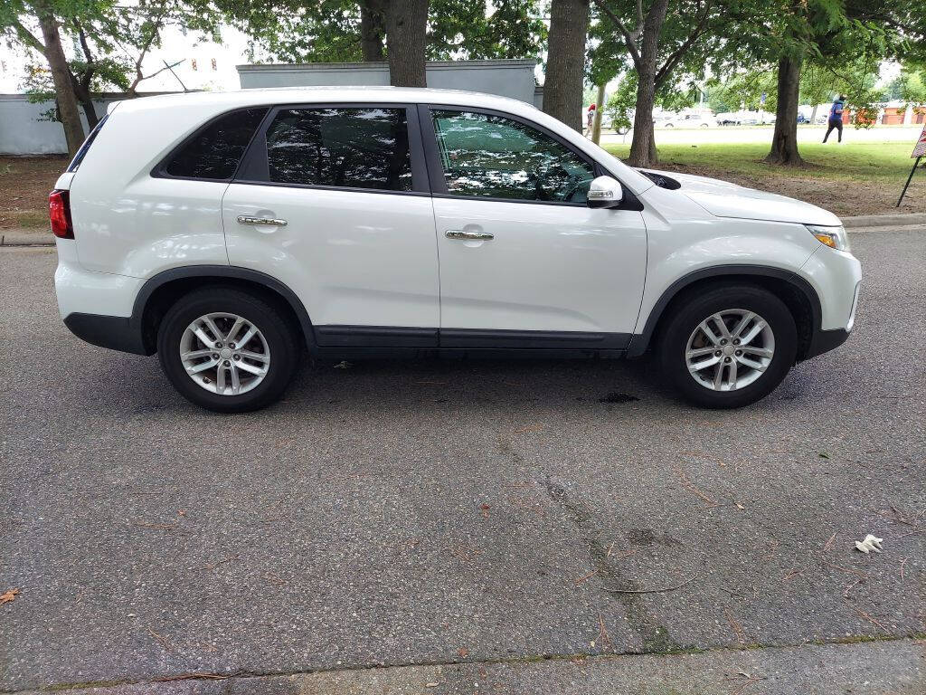 2014 Kia Sorento for sale at 757 Auto Brokers in Norfolk, VA