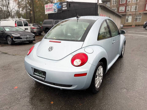 2009 Volkswagen New Beetle Base PZEV