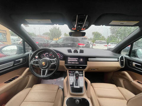 2023 Porsche Cayenne