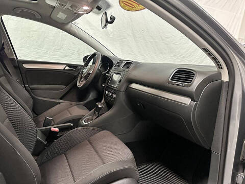 2010 Volkswagen Golf 2.5L PZEV