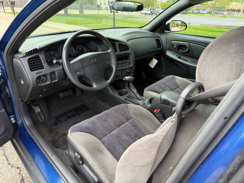 2004 Chevrolet Monte Carlo LS
