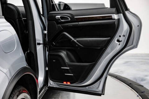 2017 Porsche Cayenne S