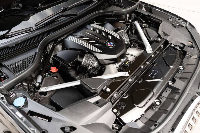 2021 BMW X7 ALPINA XB7