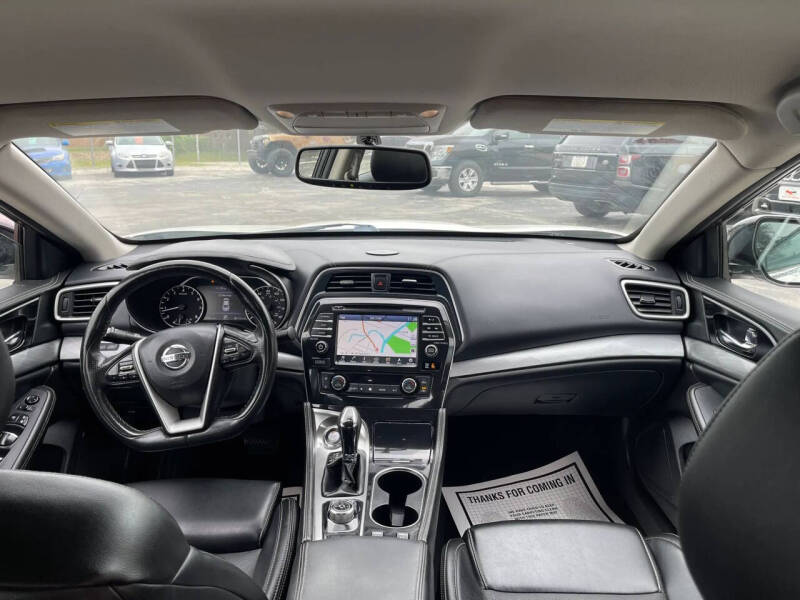 2017 Nissan Maxima