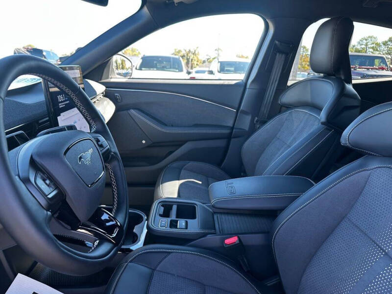 2025 Ford Mustang Mach-E GT