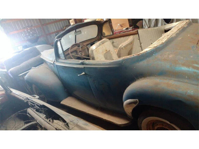 1941 Packard coupester