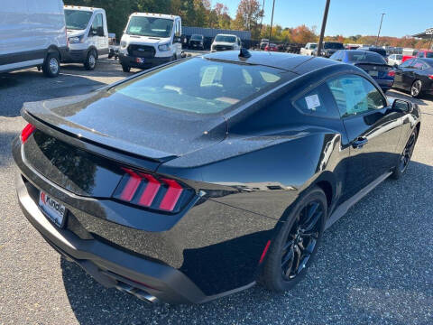 2025 Ford Mustang EcoBoost Premium