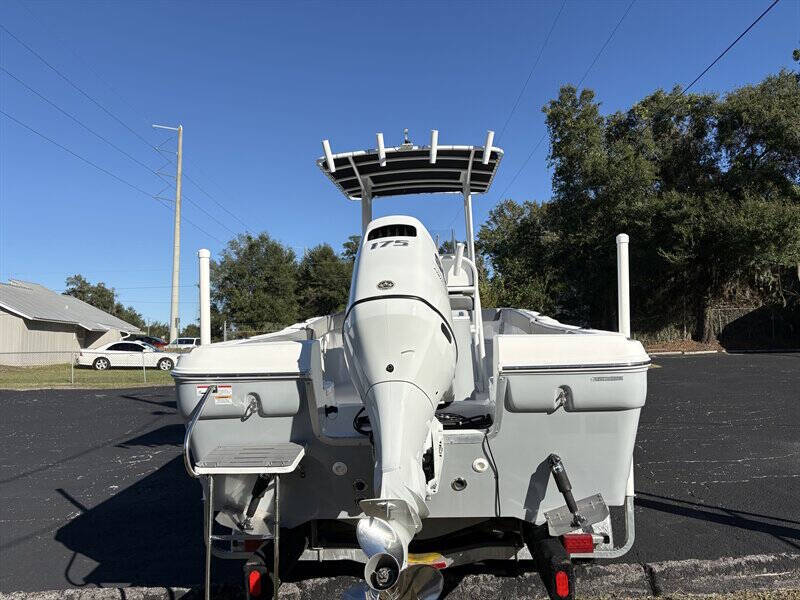 2022 Clearwater 2200