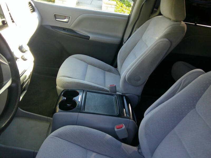 2015 Toyota Sienna