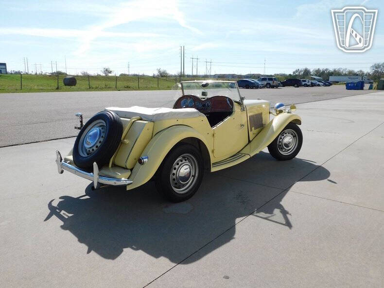 1954 MG TD