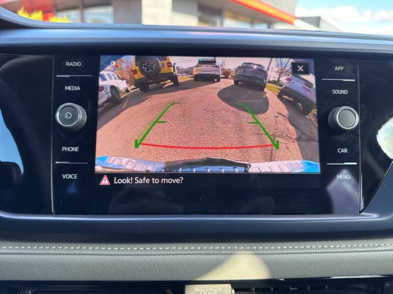 2023 Volkswagen Taos SE 4Motion