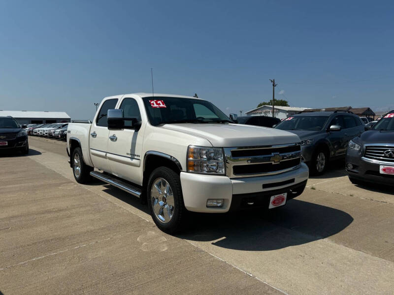 2011 Chevrolet Silverado 1500 for sale at UNITED AUTO INC in South Sioux City NE