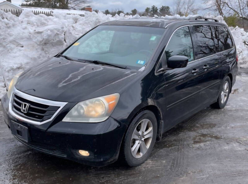 2010 Honda Odyssey Touring's photo