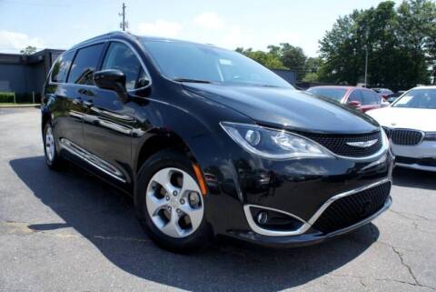 2017 Chrysler Pacifica for sale at CU Carfinders in Norcross GA