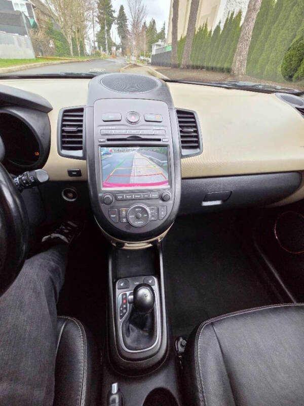 2013 Kia Soul +